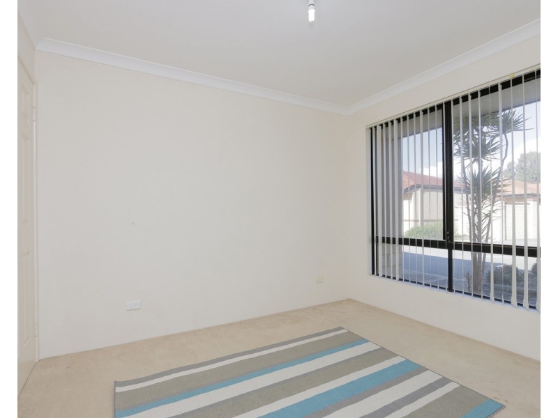 8/6 Bridal Crescent, Kenwick WA 6107