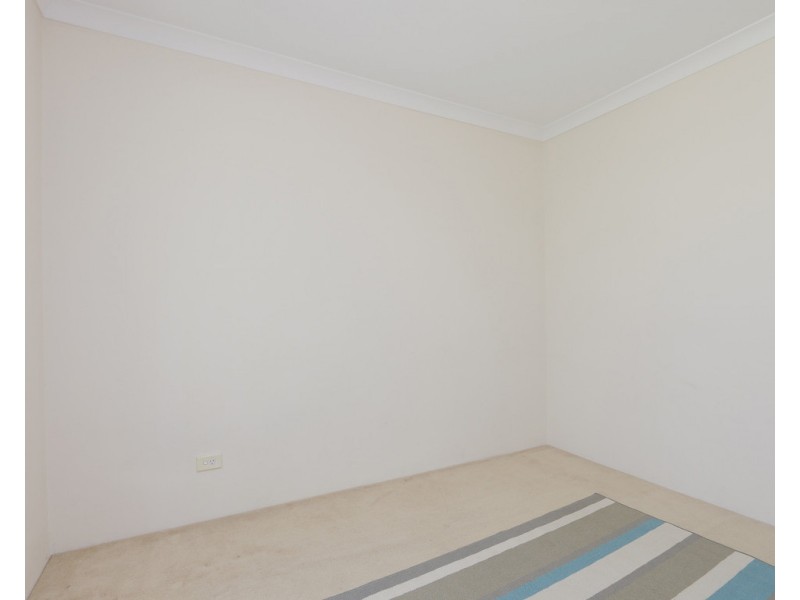 8/6 Bridal Crescent, Kenwick WA 6107
