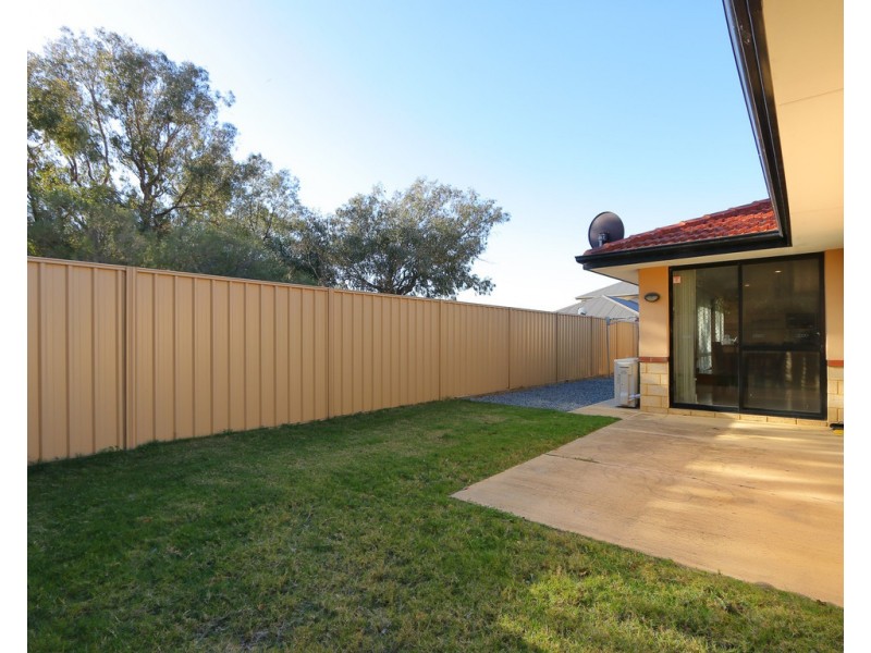 8/6 Bridal Crescent, Kenwick WA 6107