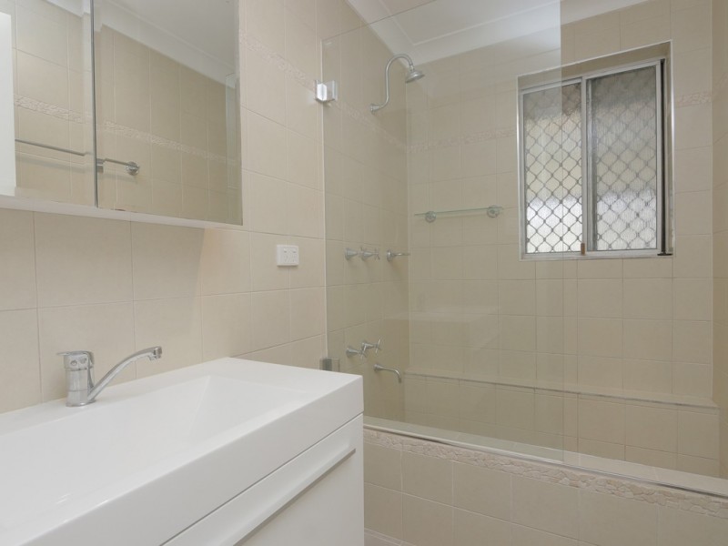 32 Juniper Way, Forrestfield WA 6058