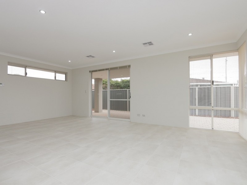 141A Bickley Rd, Beckenham WA 6107