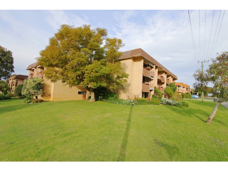 27/58 King George Street, Victoria Park WA 6100