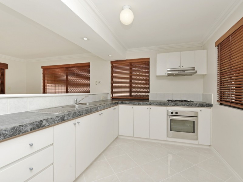 453 Belgravia St, Cloverdale WA 6105