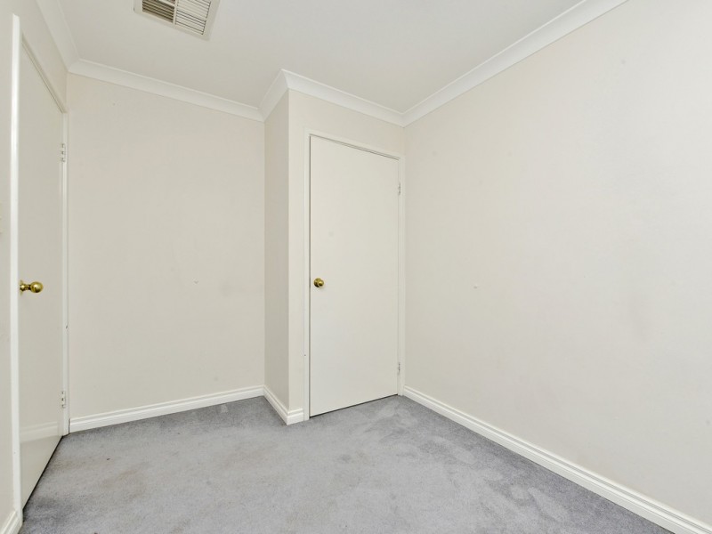 453 Belgravia St, Cloverdale WA 6105