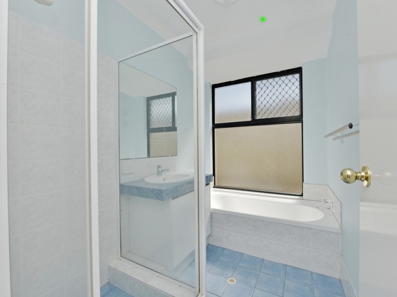 453 Belgravia St, Cloverdale WA 6105