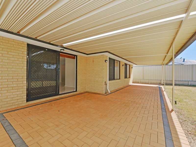 453 Belgravia St, Cloverdale WA 6105