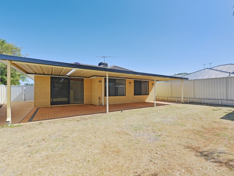 453 Belgravia St, Cloverdale WA 6105