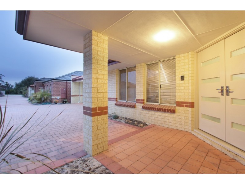 3/122 Thomas Street, Queens Park WA 6107