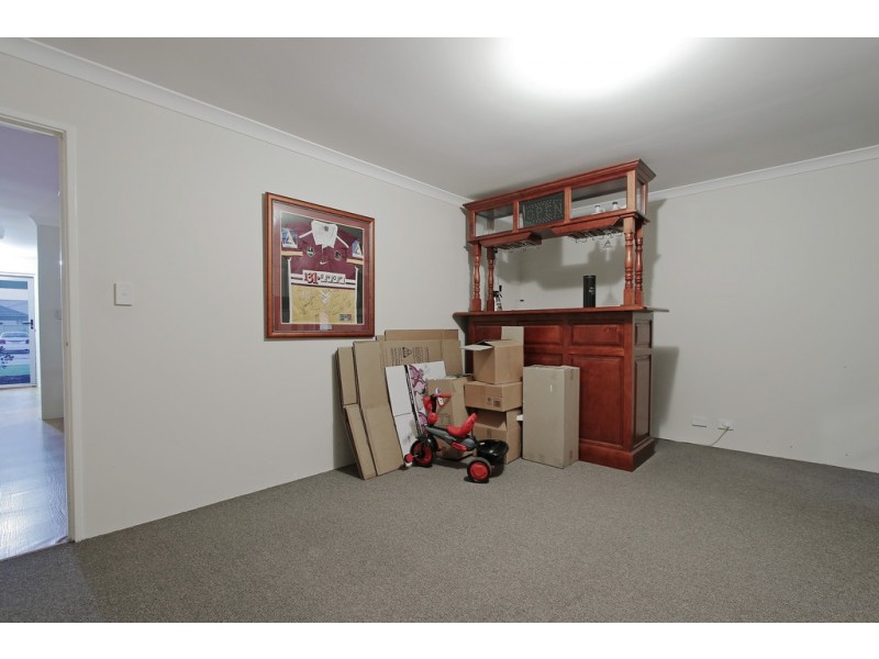 10 William Street, Wattle Grove WA 6107