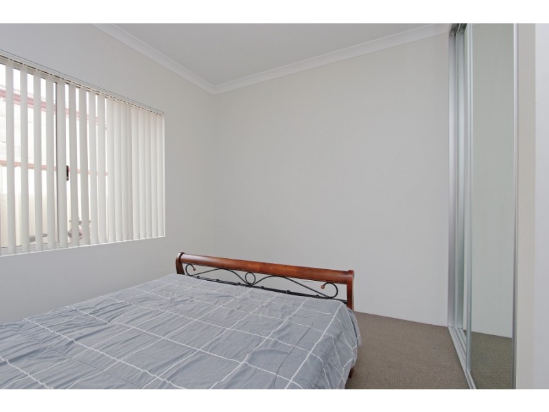 6 Willet Lane, Gosnells WA 6110