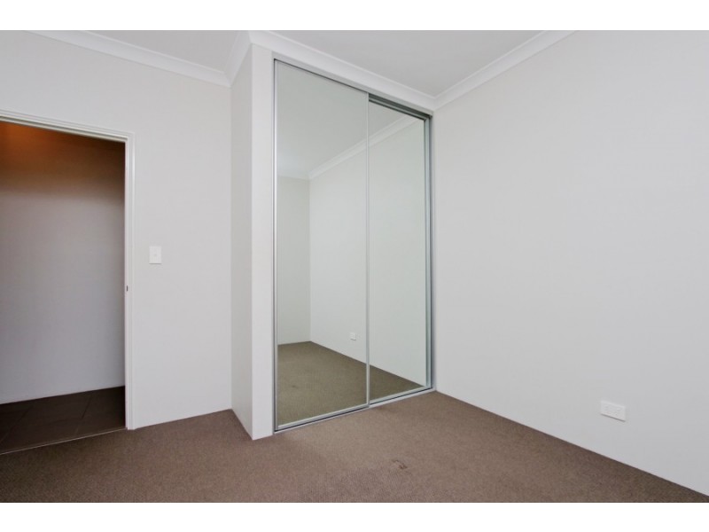 6 Willet Lane, Gosnells WA 6110