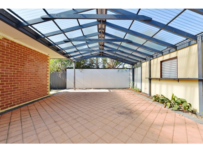 1/35 Donaldson St, Queens Park WA 6107