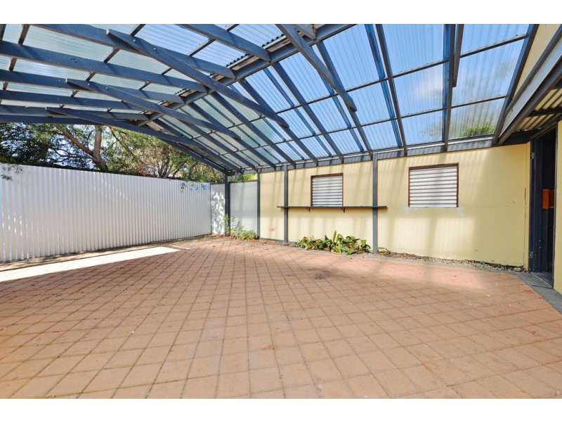 1/35 Donaldson St, Queens Park WA 6107