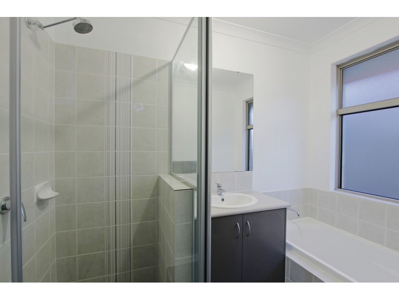 22 Tulip Way, East Cannington WA 6107