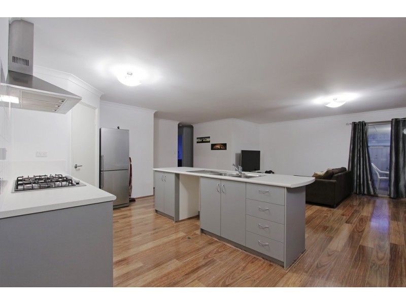 22 Tulip Way, East Cannington WA 6107