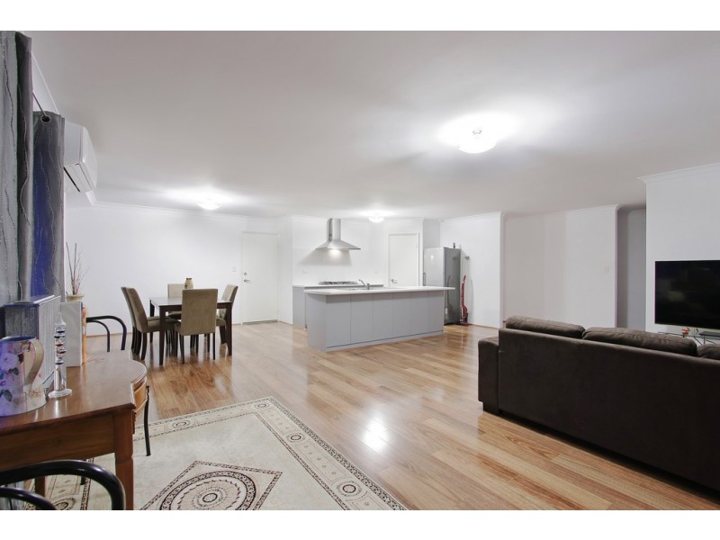 22 Tulip Way, East Cannington WA 6107