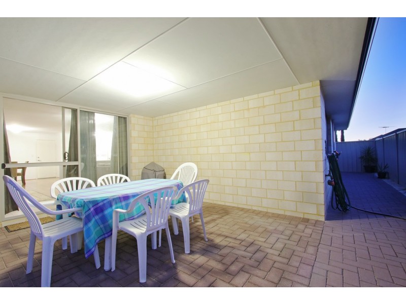 22 Tulip Way, East Cannington WA 6107