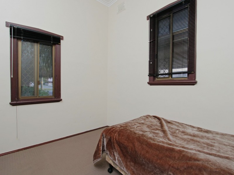 1/270 George Street, Queens Park WA 6107