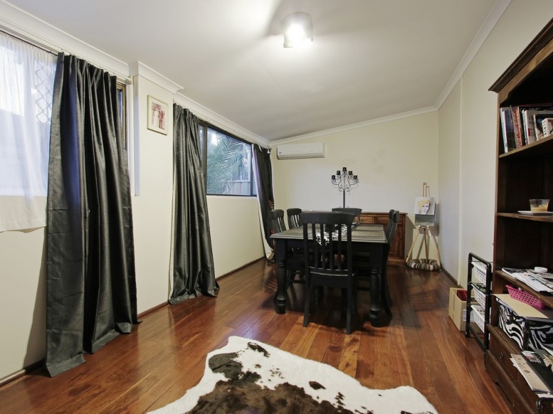 1/270 George Street, Queens Park WA 6107