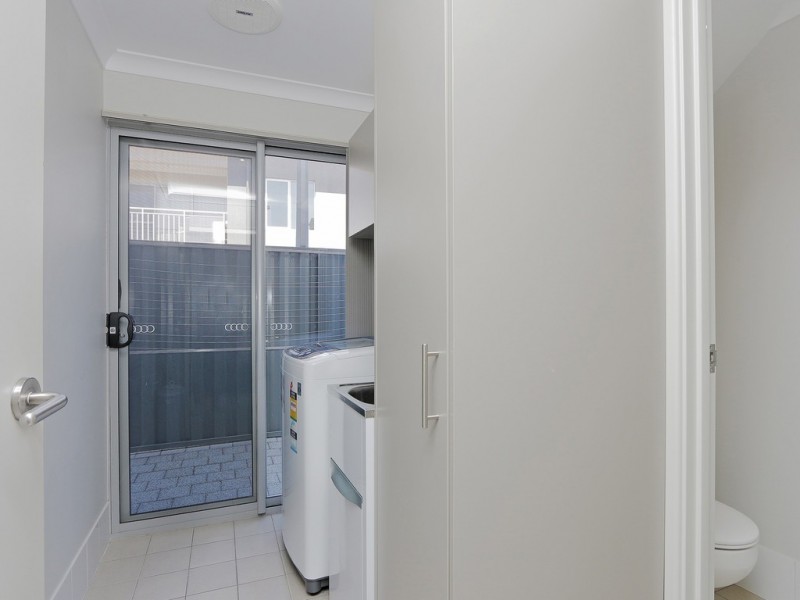 25/158 George St, Queens Park WA 6107