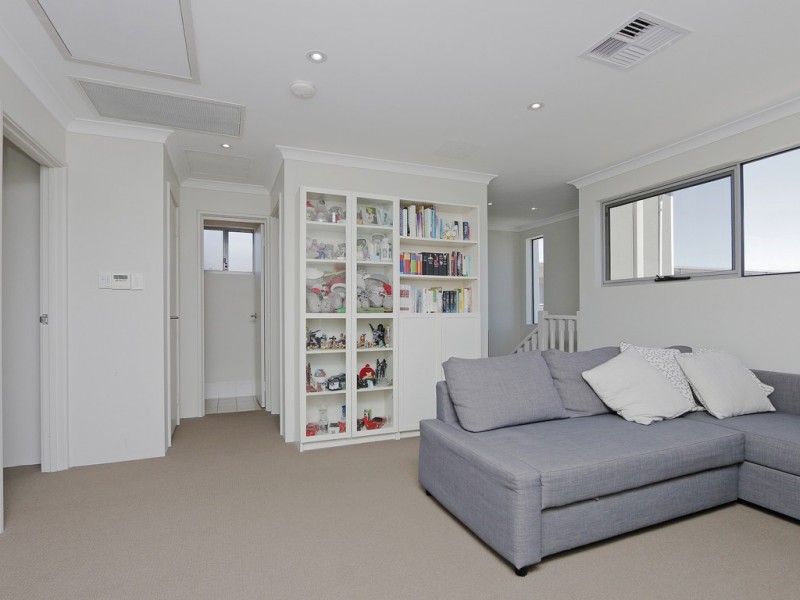 25/158 George St, Queens Park WA 6107