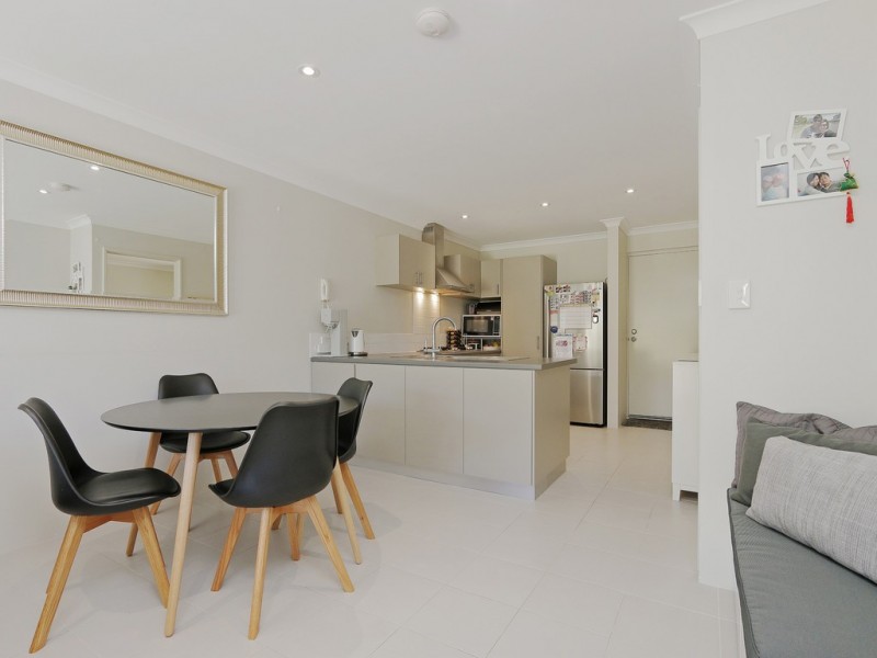 25/158 George St, Queens Park WA 6107