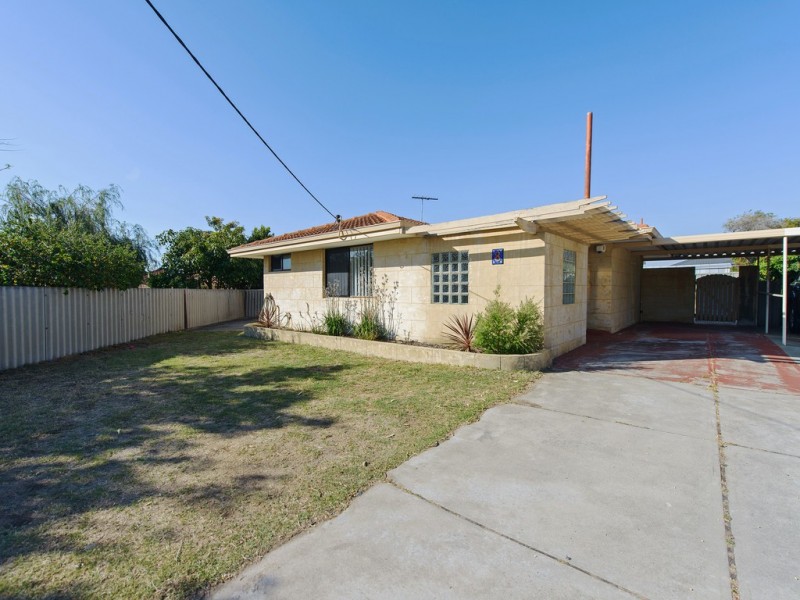 8 Lovett Place, Queens Park WA 6107