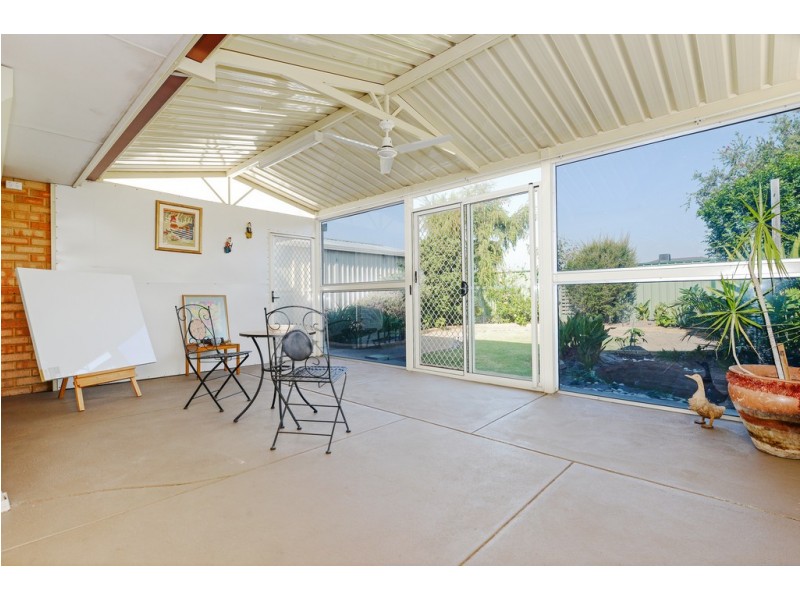 20 Laurel Court, Thornlie WA 6108