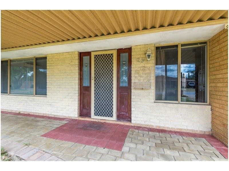 23 Bush Close, Beckenham WA 6107