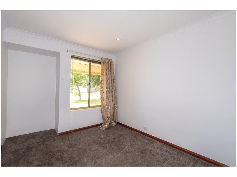 23 Bush Close, Beckenham WA 6107