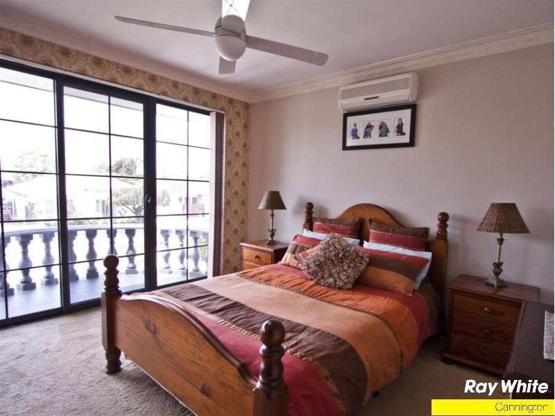 31 Salisbury Street, St James WA 6102