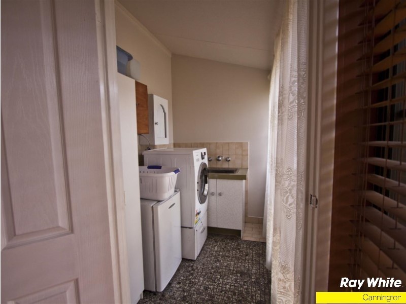 31 Salisbury Street, St James WA 6102