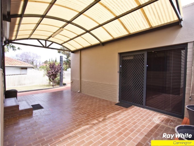 31 Salisbury Street, St James WA 6102