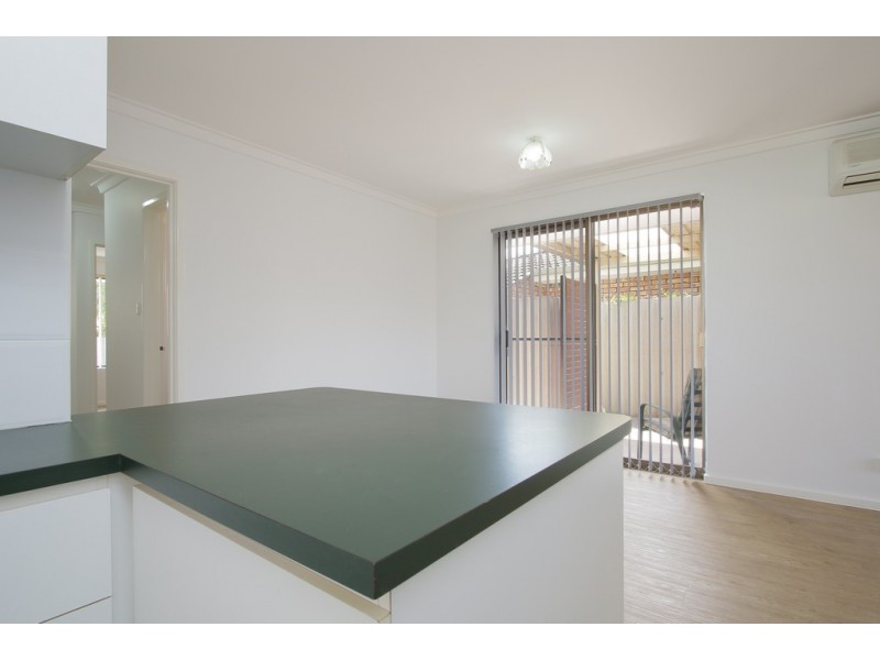 36 Dealy Close, Cannington WA 6107