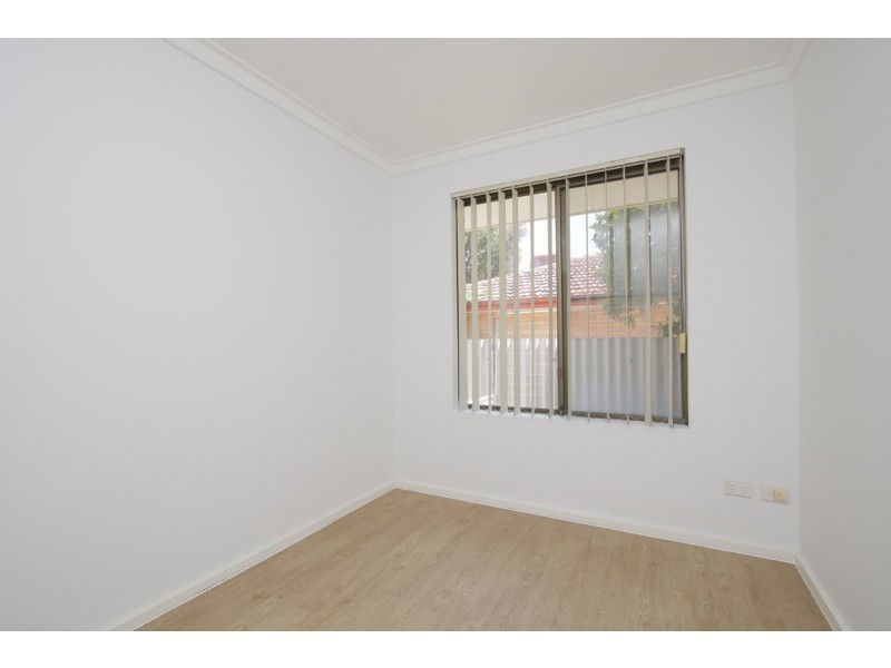 36 Dealy Close, Cannington WA 6107