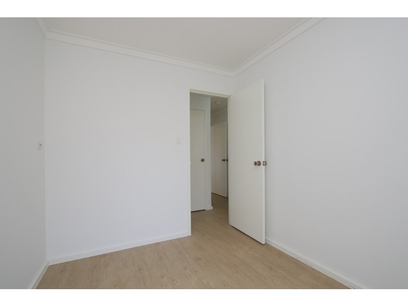 36 Dealy Close, Cannington WA 6107