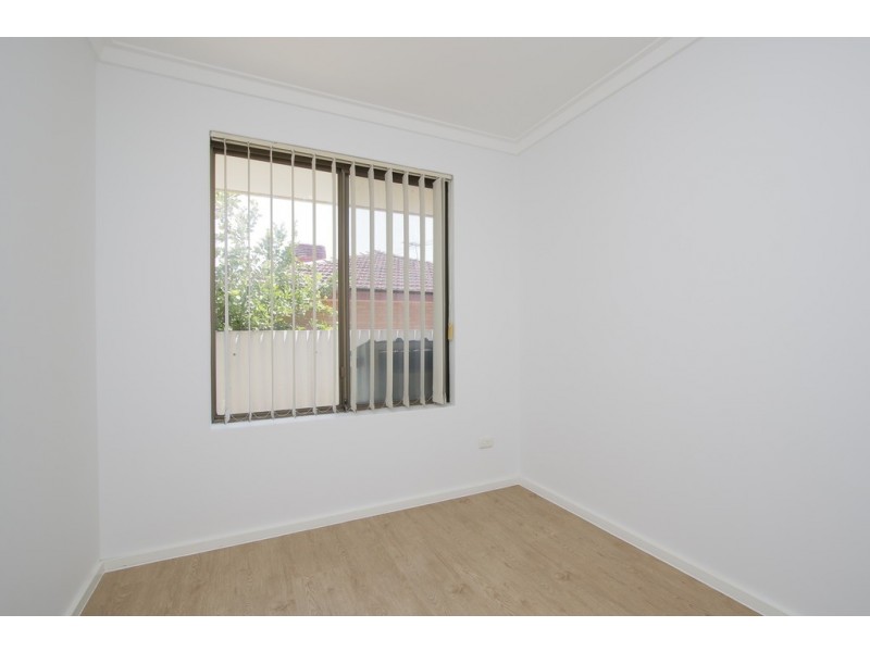 36 Dealy Close, Cannington WA 6107