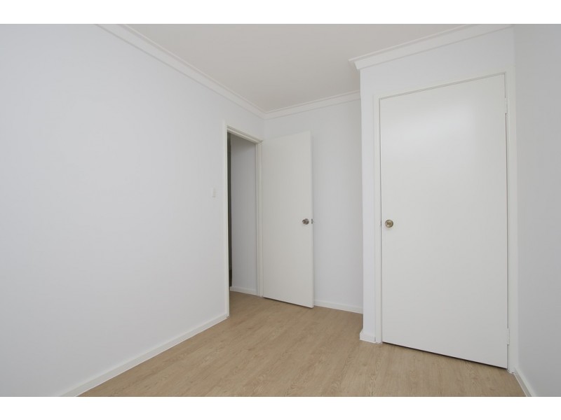 36 Dealy Close, Cannington WA 6107