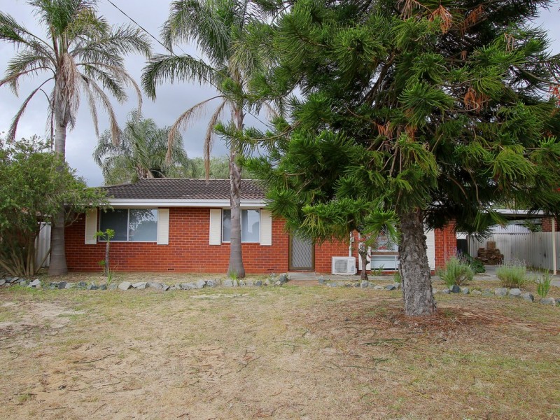 30 Clovertree Street, Maddington WA 6109
