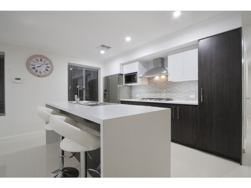 43 Sandstone Promenade, Harrisdale WA 6112