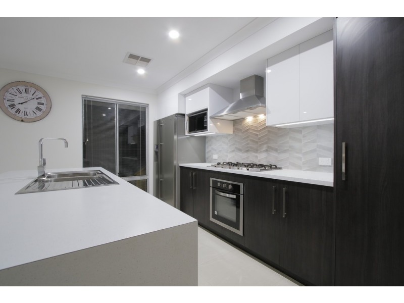 43 Sandstone Promenade, Harrisdale WA 6112