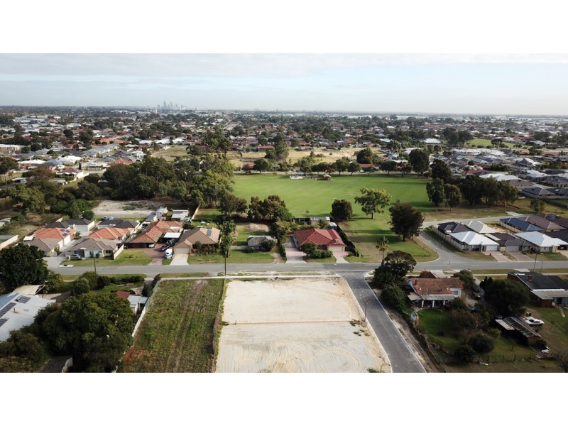 28 (lot 805) Witheridge Way, East Cannington WA 6107