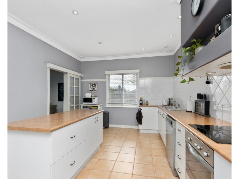 30 Palmerston Street, St James WA 6102