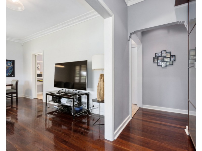 30 Palmerston Street, St James WA 6102