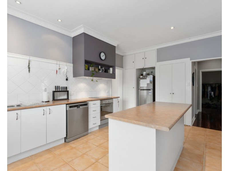 30 Palmerston Street, St James WA 6102