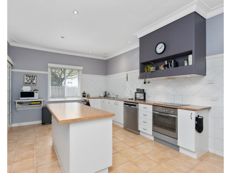 30 Palmerston Street, St James WA 6102