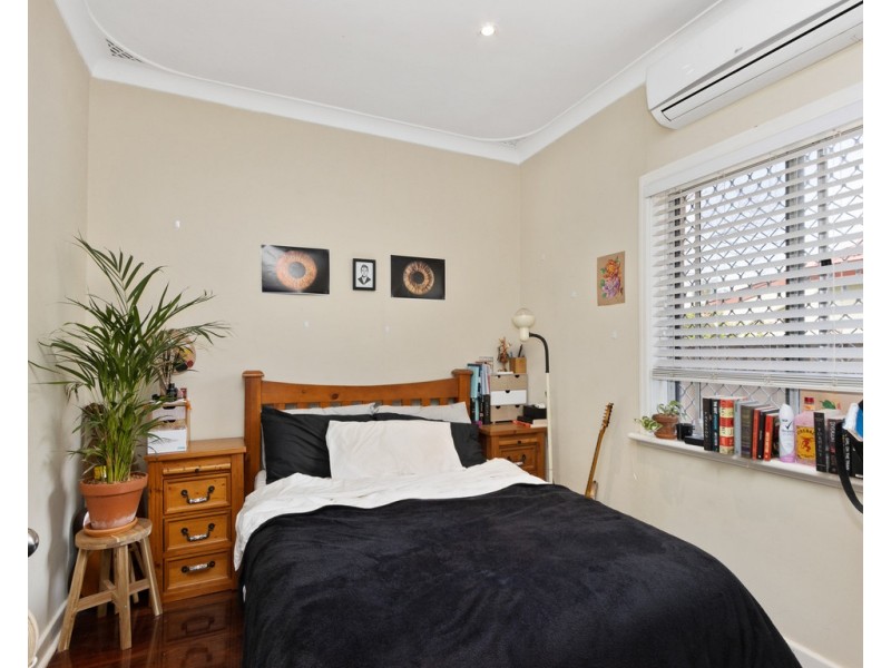 30 Palmerston Street, St James WA 6102