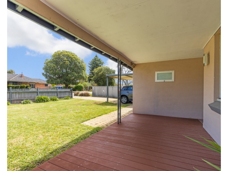 30 Palmerston Street, St James WA 6102
