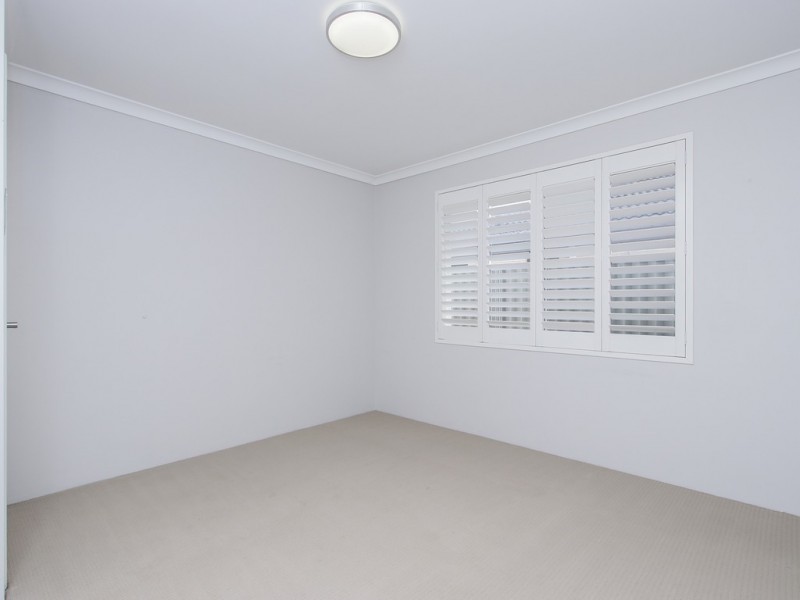 115 Piara Drive, Piara Waters WA 6112