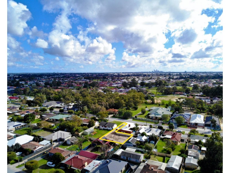 138a Lacey Street, Beckenham WA 6107